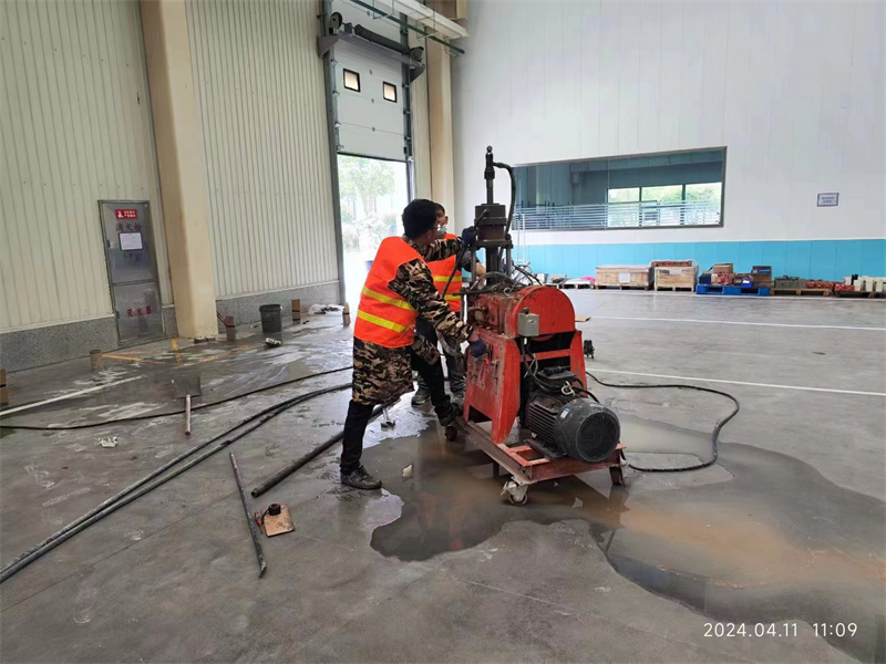 章贡厂房地面下沉塌陷注浆加固施工